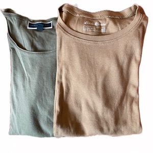 LAST CHANCE. Bundle of Two Short Sleeve Women’s Tees—size XL